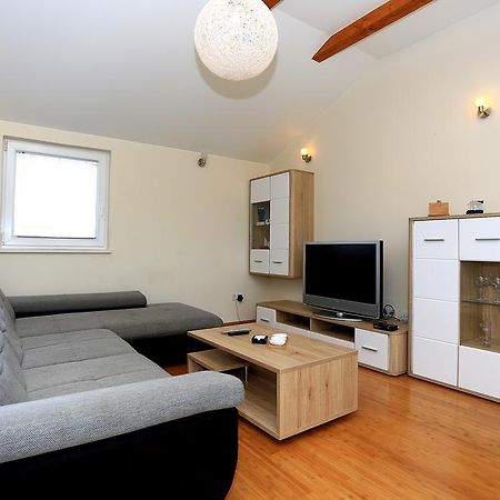 Apartment Pa Ve Murter Eksteriør billede