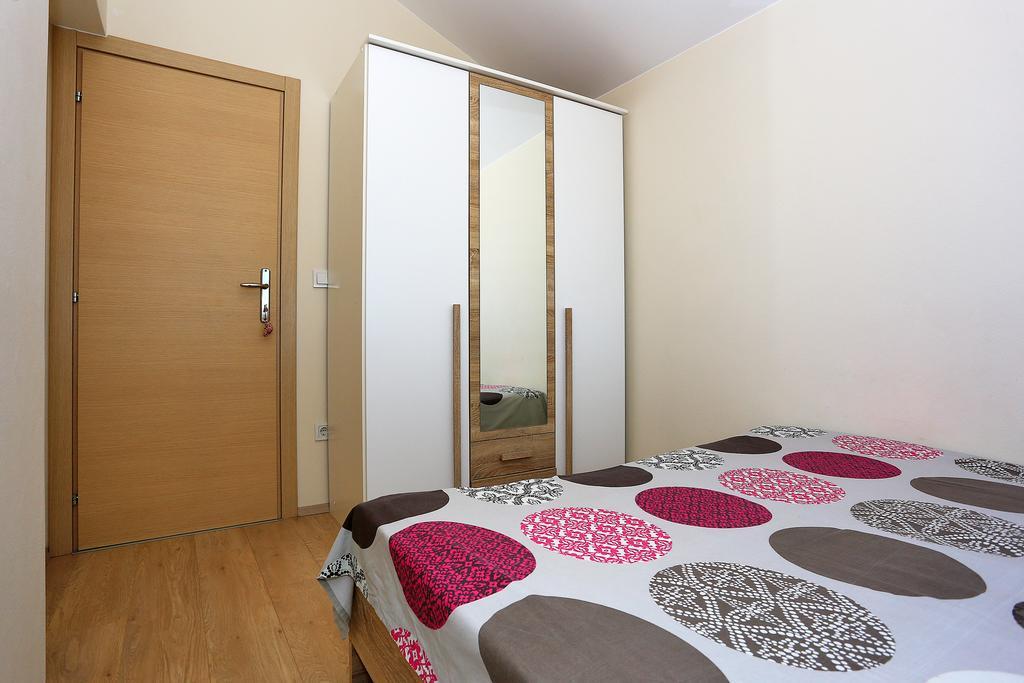 Apartment Pa Ve Murter Eksteriør billede