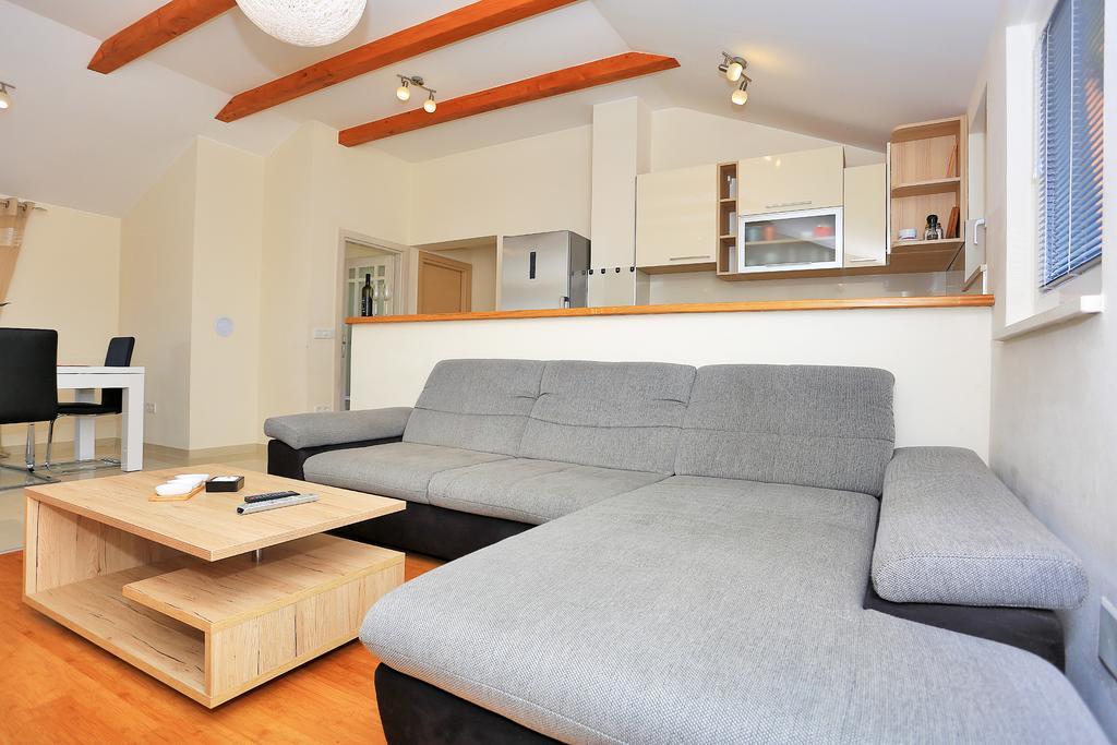 Apartment Pa Ve Murter Eksteriør billede
