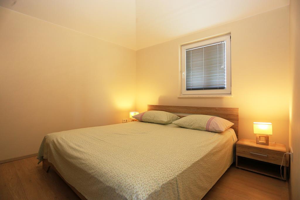 Apartment Pa Ve Murter Eksteriør billede
